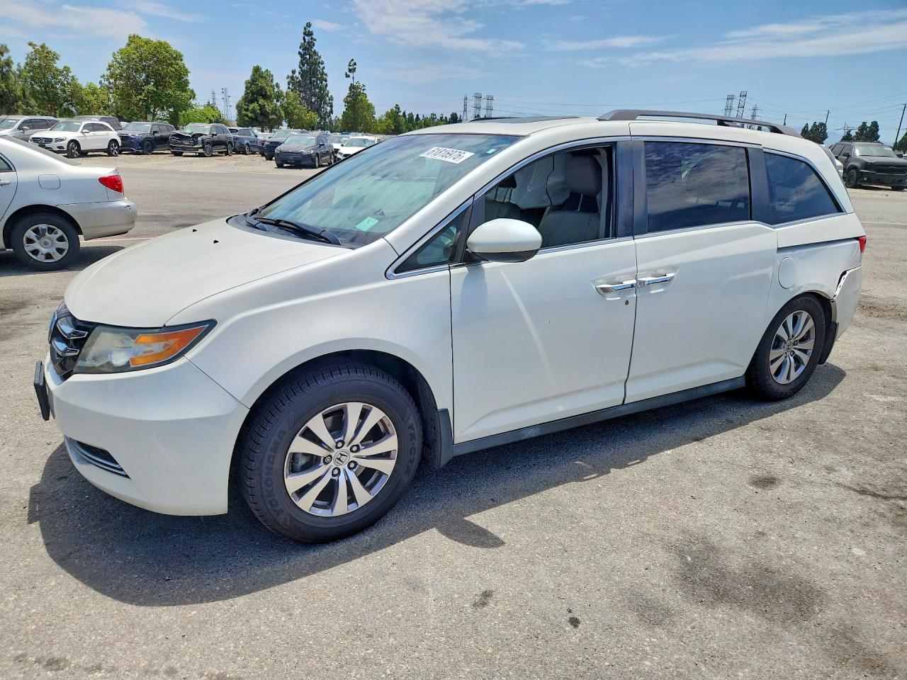5FNRL5H6XEB086477 · 2014 HONDA ODYSSEY