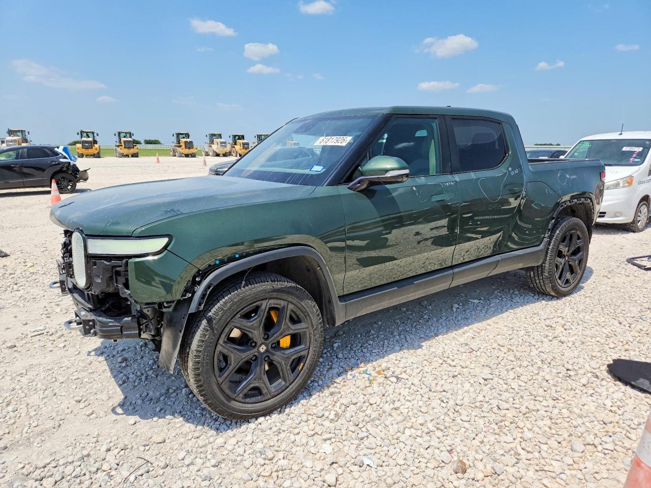 7FCTGAAA8PN000888 · 2023 RIVIAN R1T