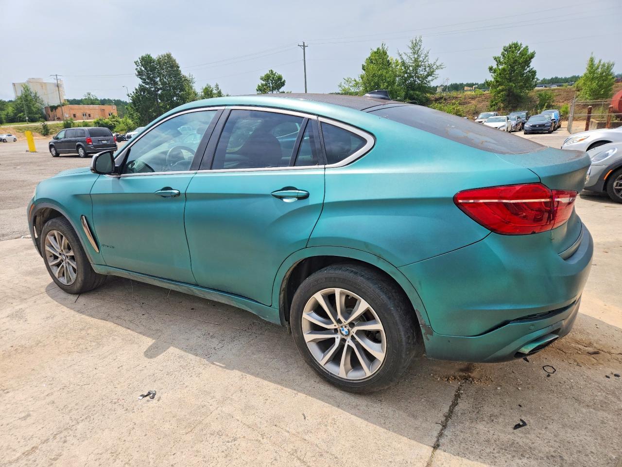 5UXKU0C52J0G69717 · 2018 BMW X6 · 2/12