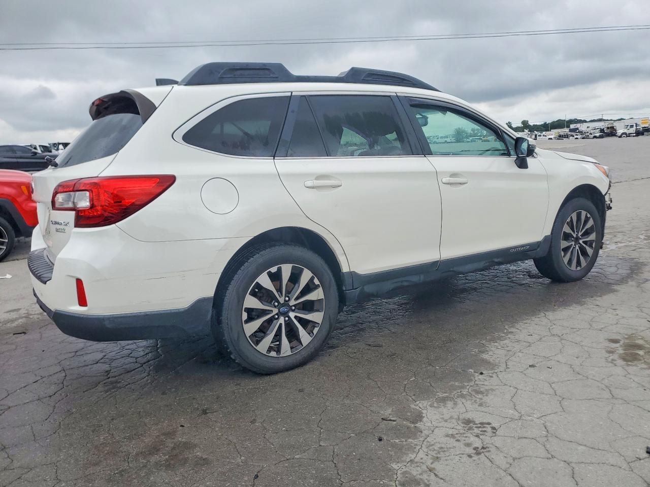 4S4BSAKC6H3245827 · 2017 SUBARU OUTBACK · 3/14