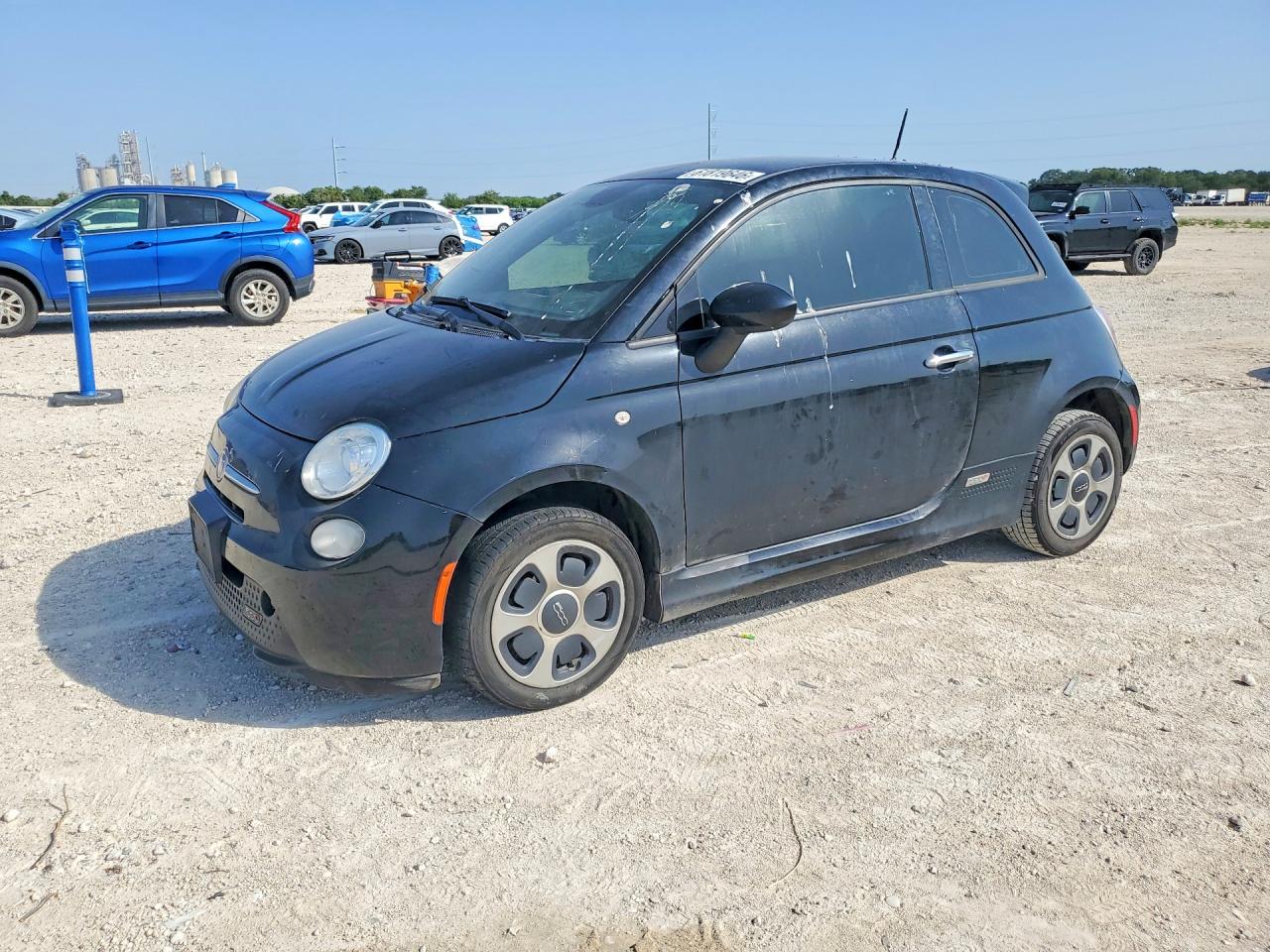 3C3CFFGE8FT667088 · 2015 FIAT 500