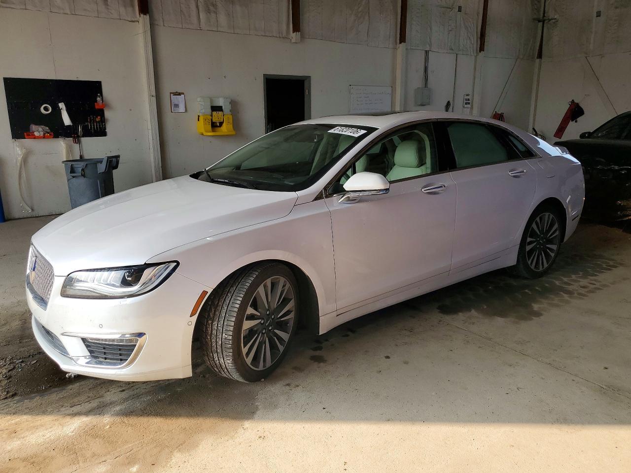3LN6L5E92HR653183 · 2017 LINCOLN MKZ