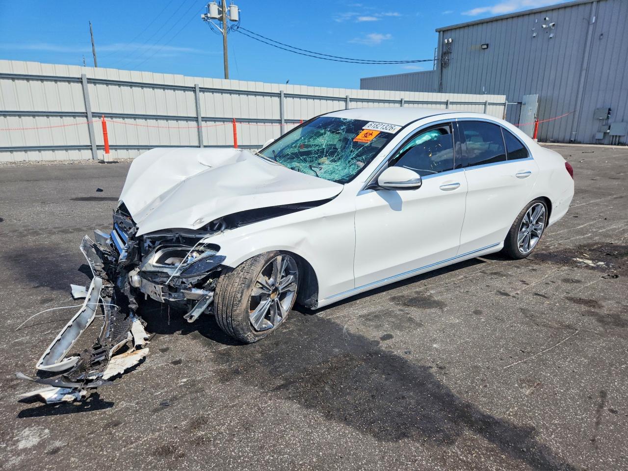 55SWF4JB0GU120164 · 2016 MERCEDES-BENZ C