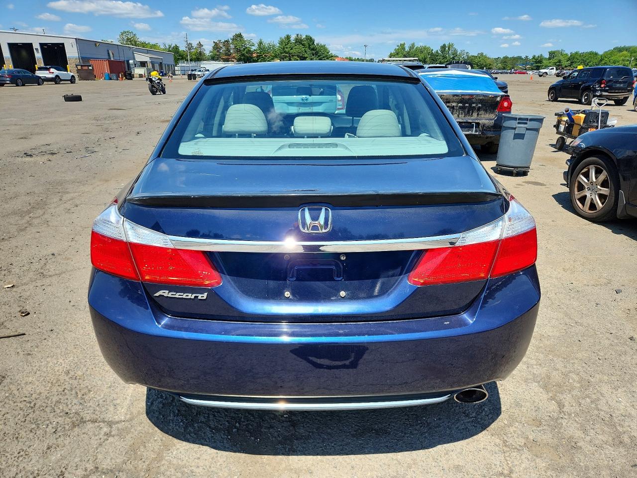 1HGCR2F37EA143742 · 2014 HONDA ACCORD · 6/12