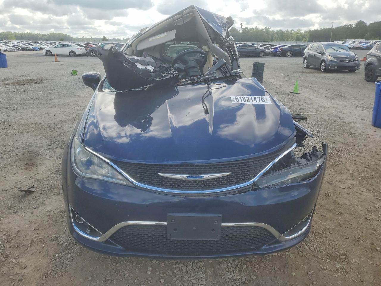2C4RC1BG1JR294028 · 2018 CHRYSLER PACIFICA · 5/13