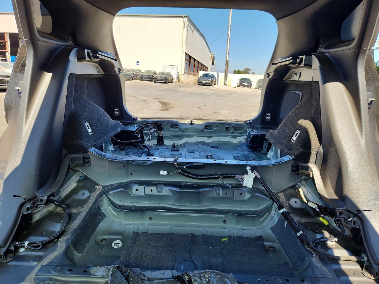 2T2BBMCA8SC076102 · 2025 LEXUS RX 350H · 10/13