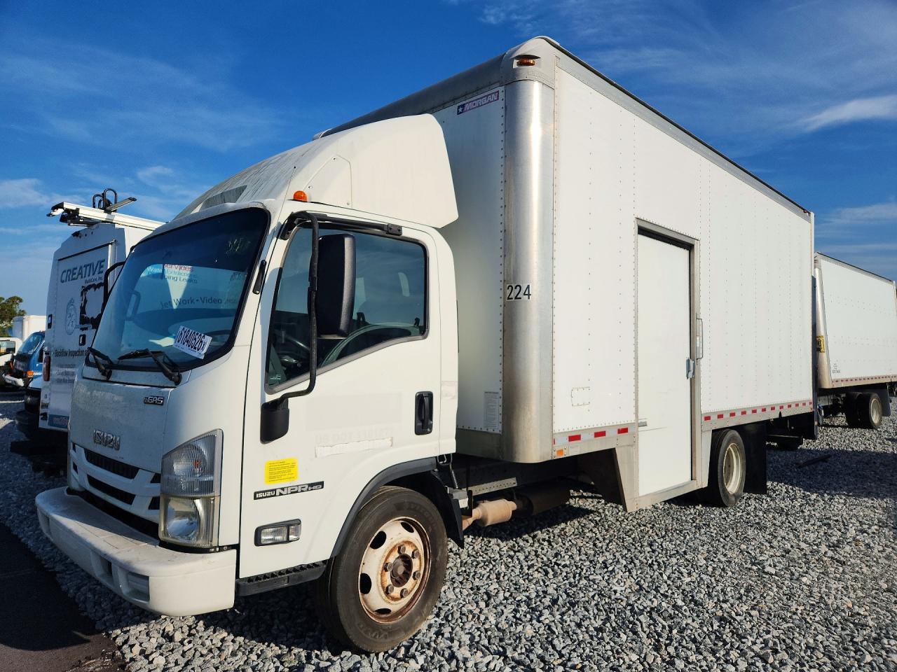 54DC4W1C6JS801224 · 2018 ISUZU NPR HD