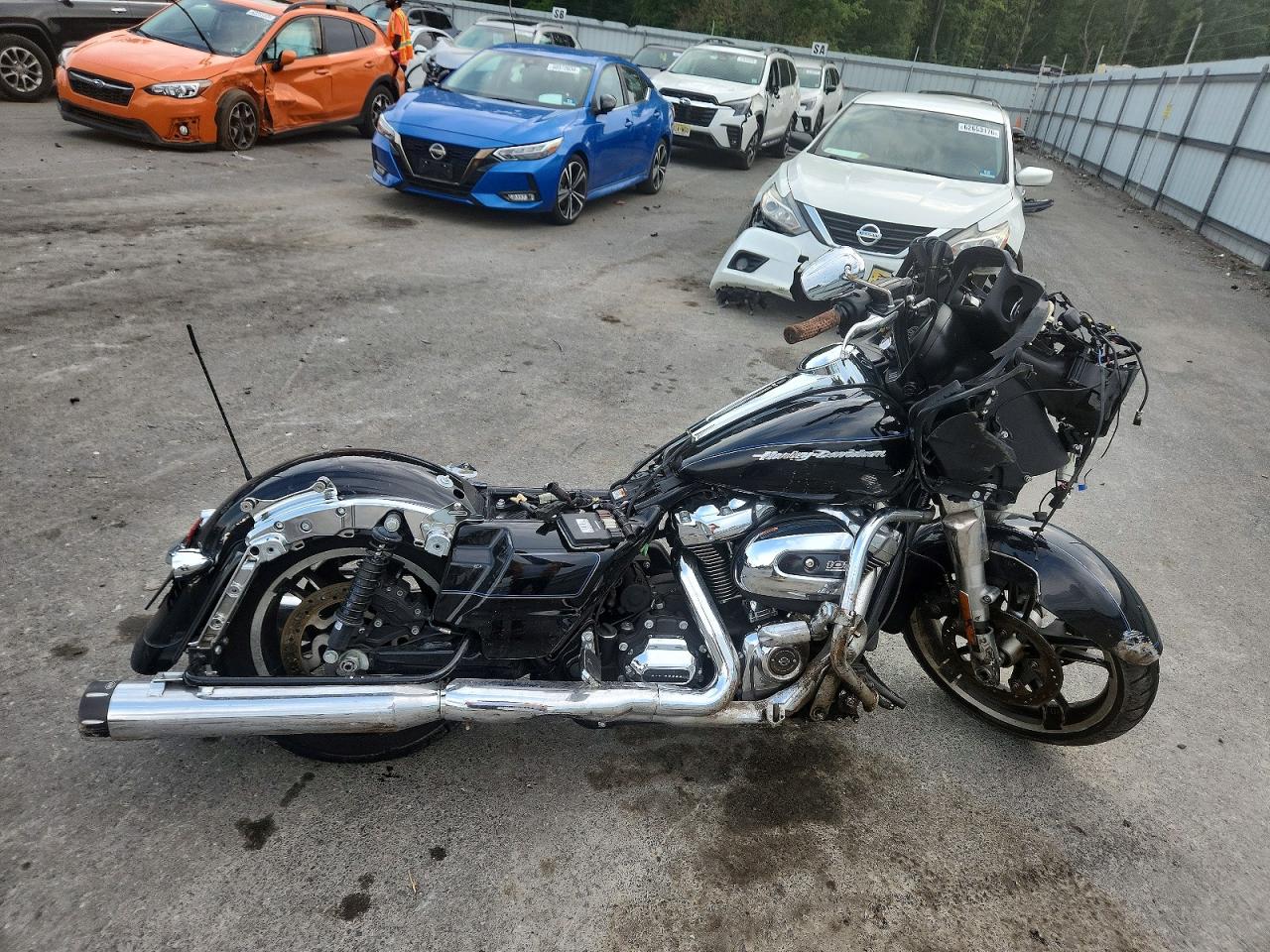 1HD1KHC17KB682074 · 2019 HARLEY-DAVIDSON FLTRX