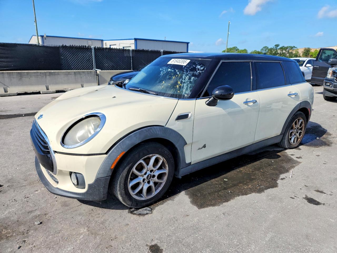 WMWLU1C33H2F28807 · 2017 MINI COOPER