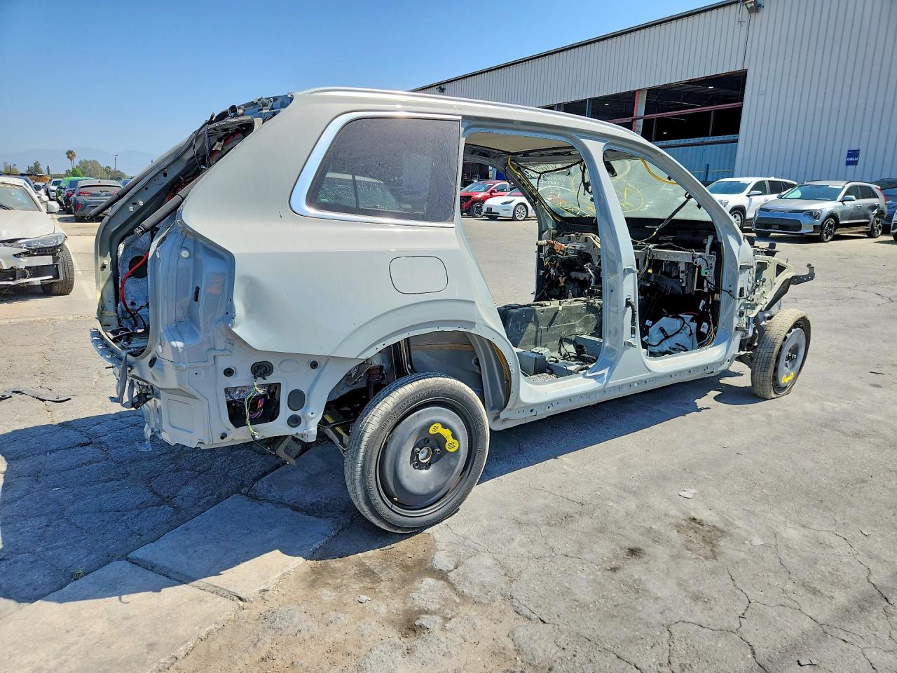 YV4H60PE0T1497808 · 2026 VOLVO XC90 · 3/13