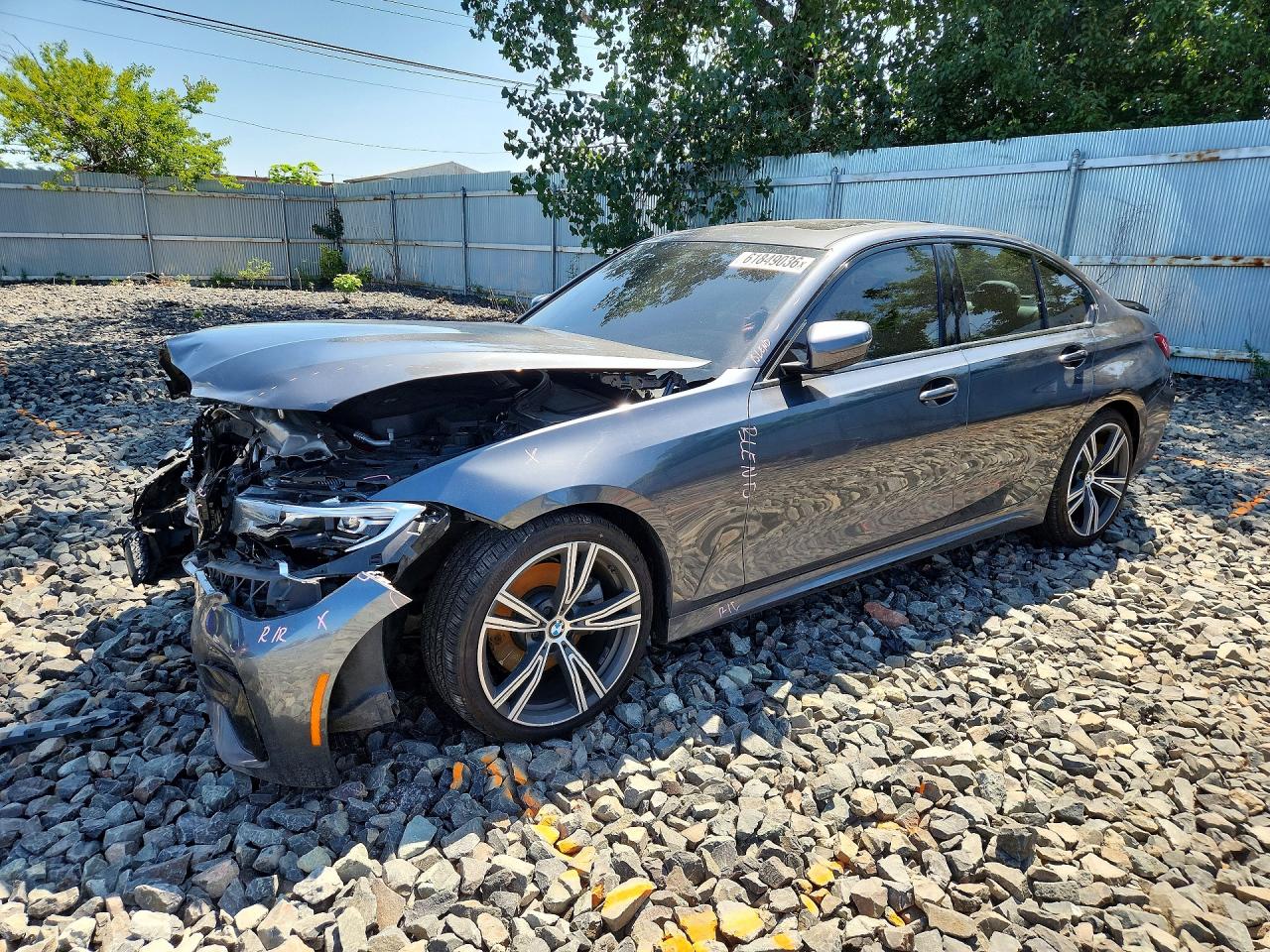 3MW5R7J02L8B22529 · 2020 BMW 330XI