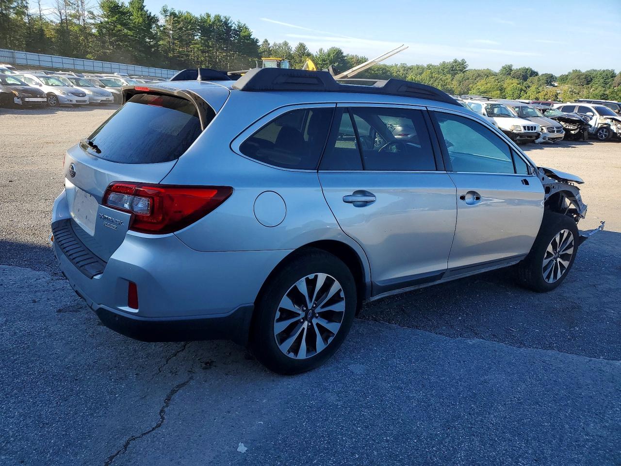 4S4BSANC2H3363532 · 2017 SUBARU OUTBACK · 3/13