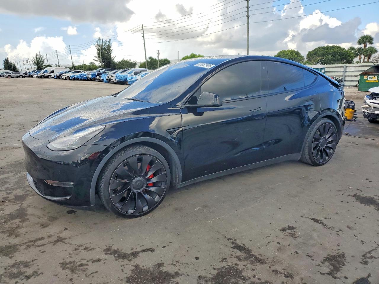 7SAYGDEF4NF469042 · 2022 TESLA MODEL Y