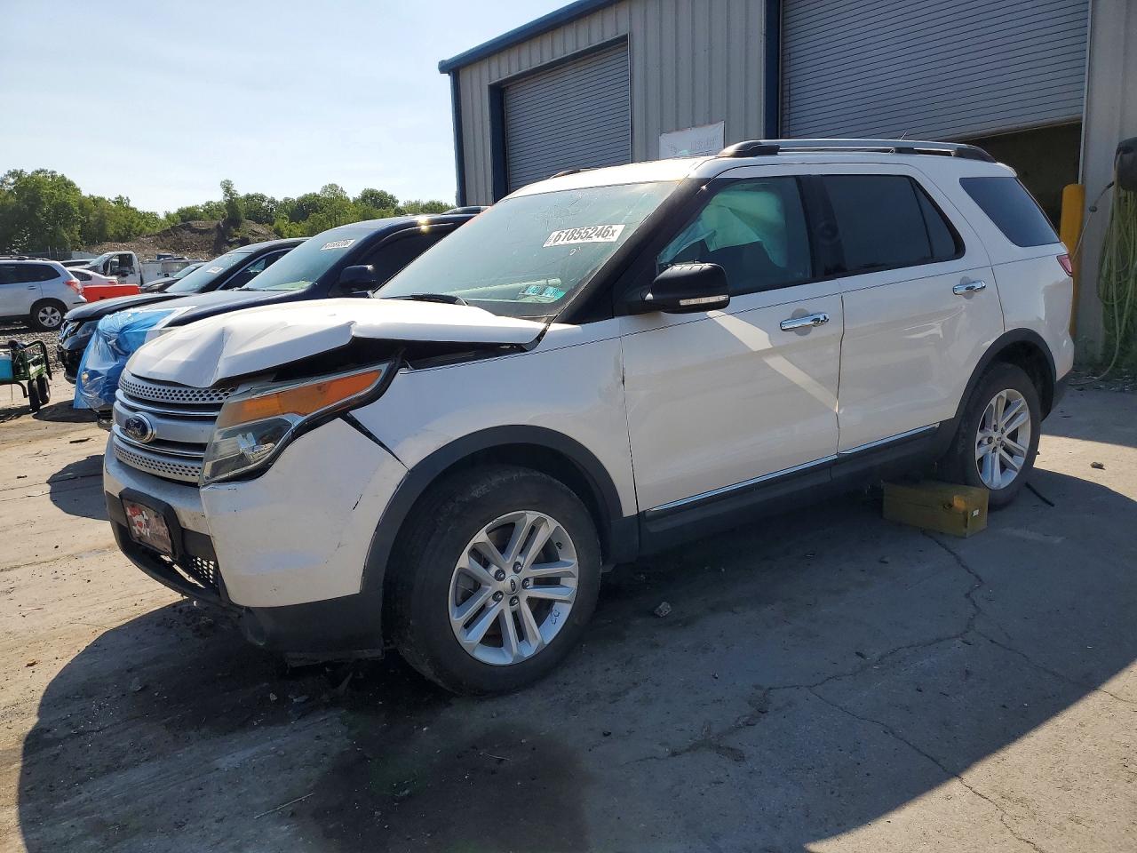 1FM5K8D86FGC14128 · 2015 FORD EXPLORER
