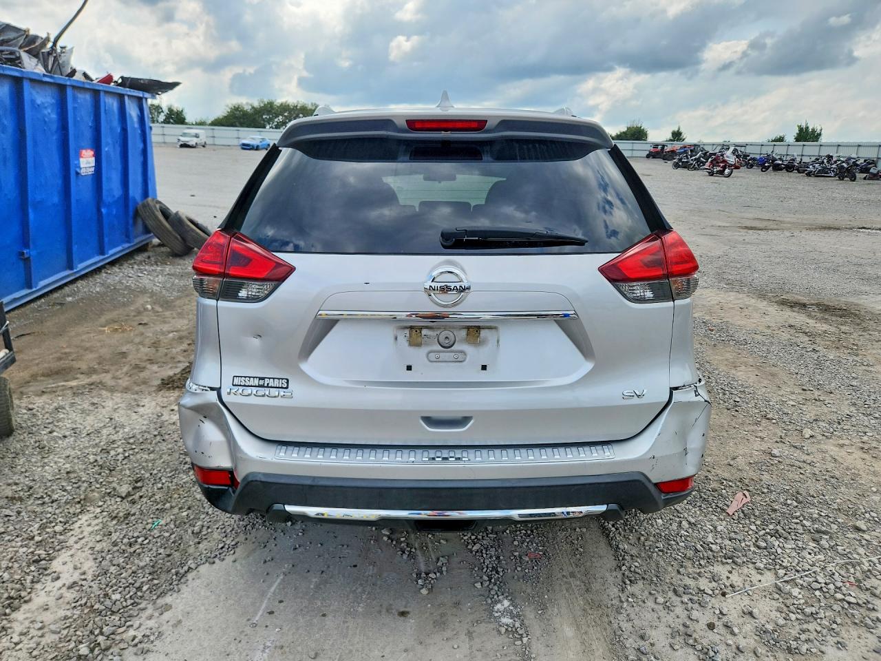 5N1AT2MT7HC832064 · 2017 NISSAN ROGUE · 6/13