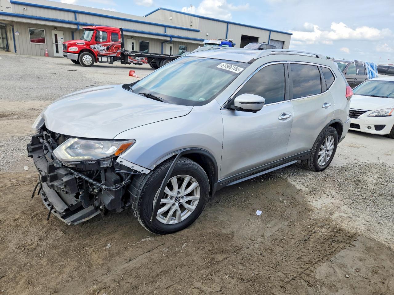 5N1AT2MT7HC832064 · 2017 NISSAN ROGUE