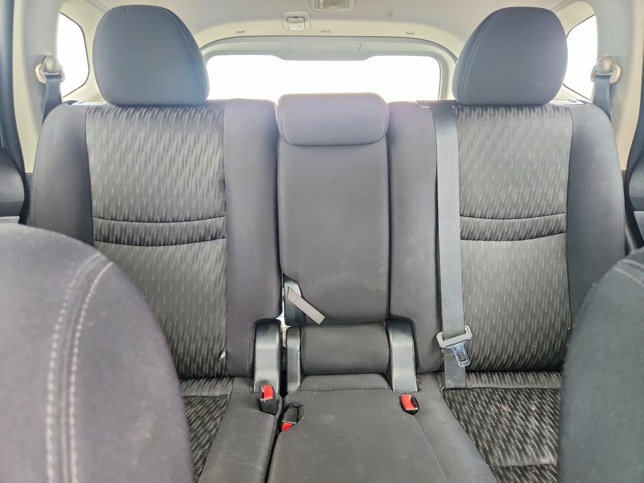 5N1AT2MT7HC832064 · 2017 NISSAN ROGUE · 10/13