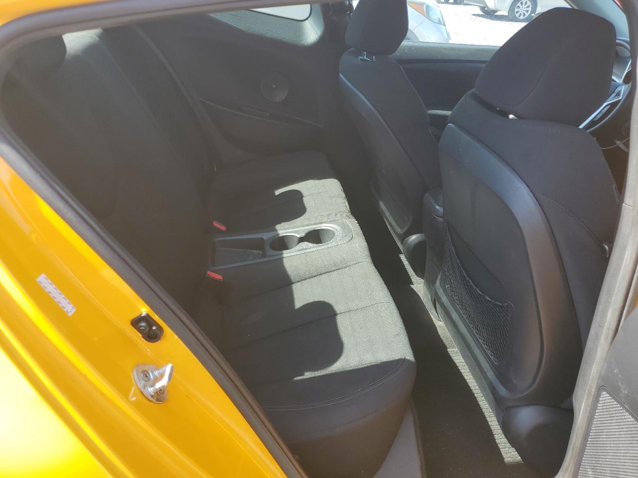 KMHTC6AD4GU248467 · 2016 HYUNDAI VELOSTER · 10/12