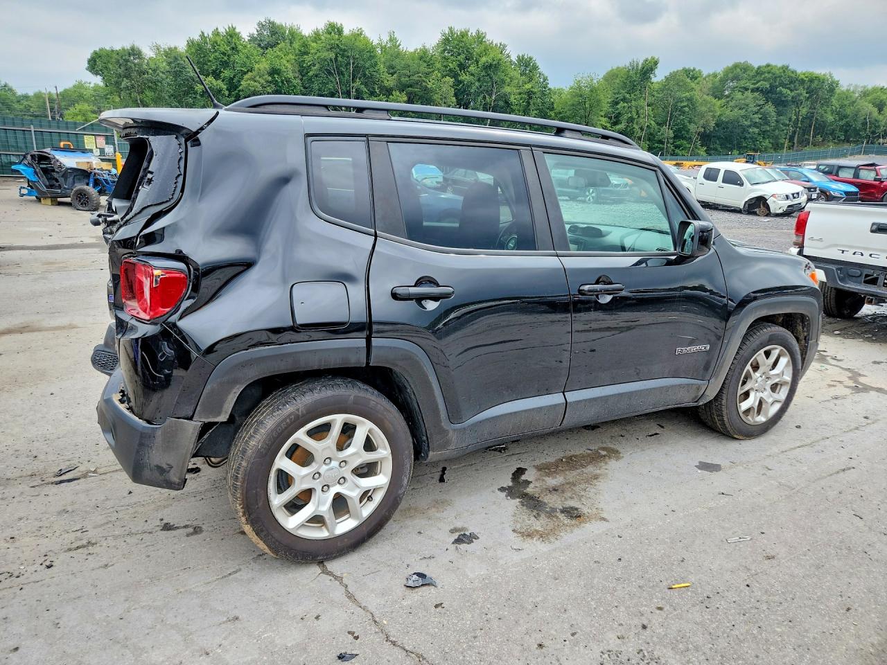 ZACCJABB9HPG67699 · 2017 JEEP RENEGADE · 3/12