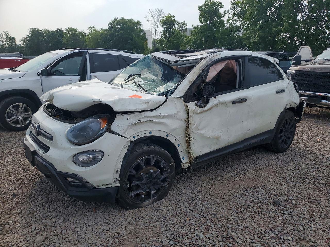 ZFBCFYCB1JP689999 · 2018 FIAT 500X