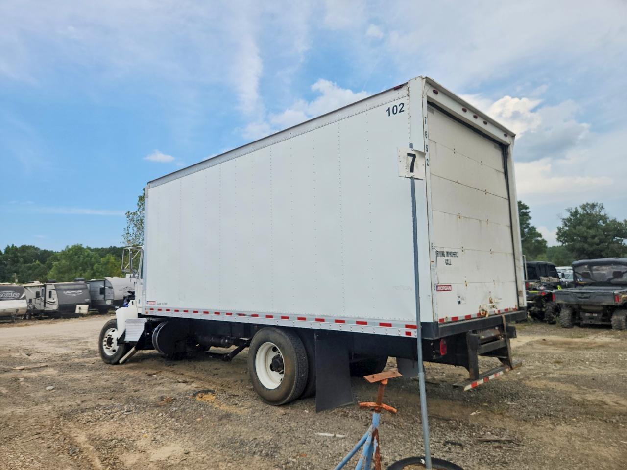 2NKHHM6X5KM257652 · 2019 KENWORTH CONSTRUCTION · 2/13