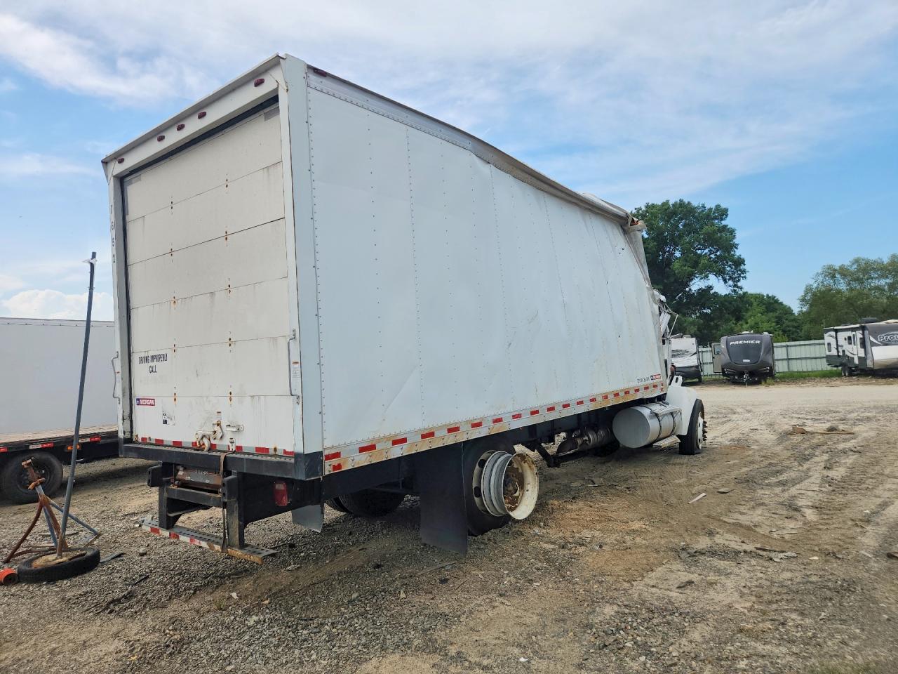 2NKHHM6X5KM257652 · 2019 KENWORTH CONSTRUCTION · 3/13
