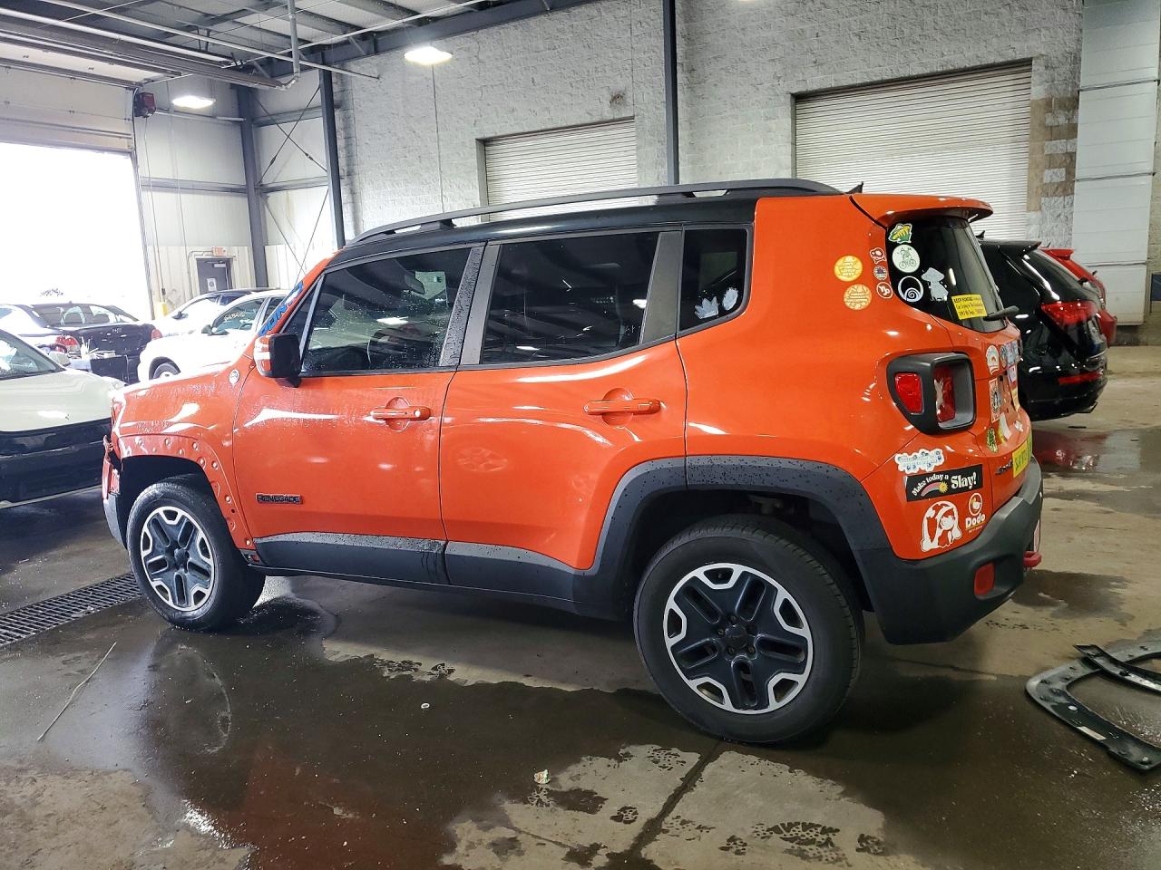 ZACCJBCT0FPB75539 · 2015 JEEP RENEGADE · 2/13