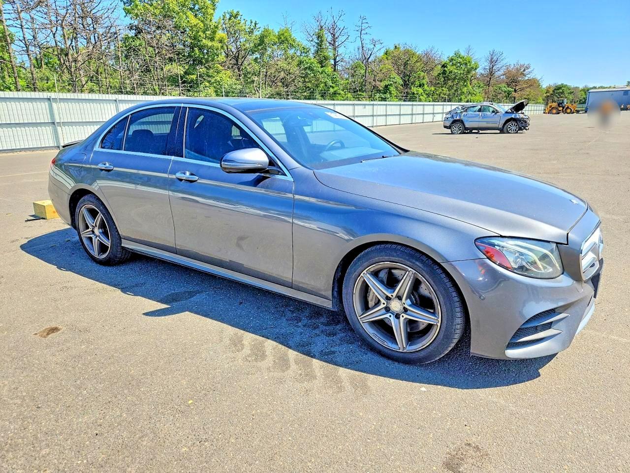 WDDZF4KB0HA081525 · 2017 MERCEDES-BENZ E · 4/12