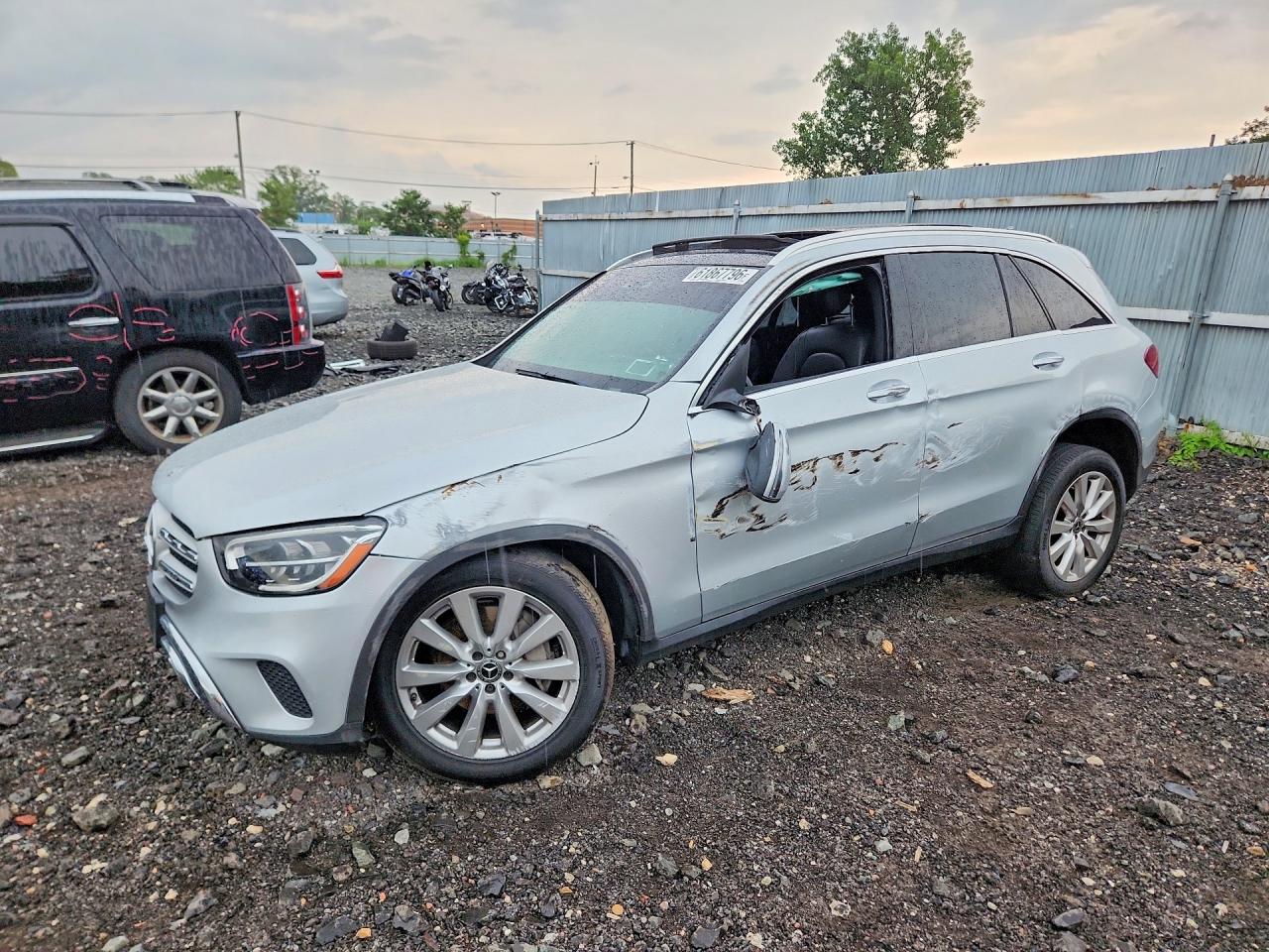 WDC0G8EB0LF675282 · 2020 MERCEDES-BENZ GLC