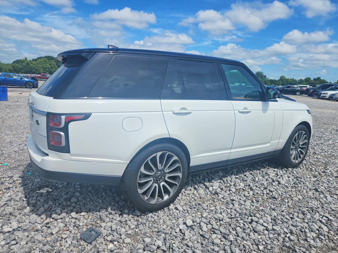 SALGV2SE8LA569187 · 2020 LAND ROVER RANGE ROVER · 3/13