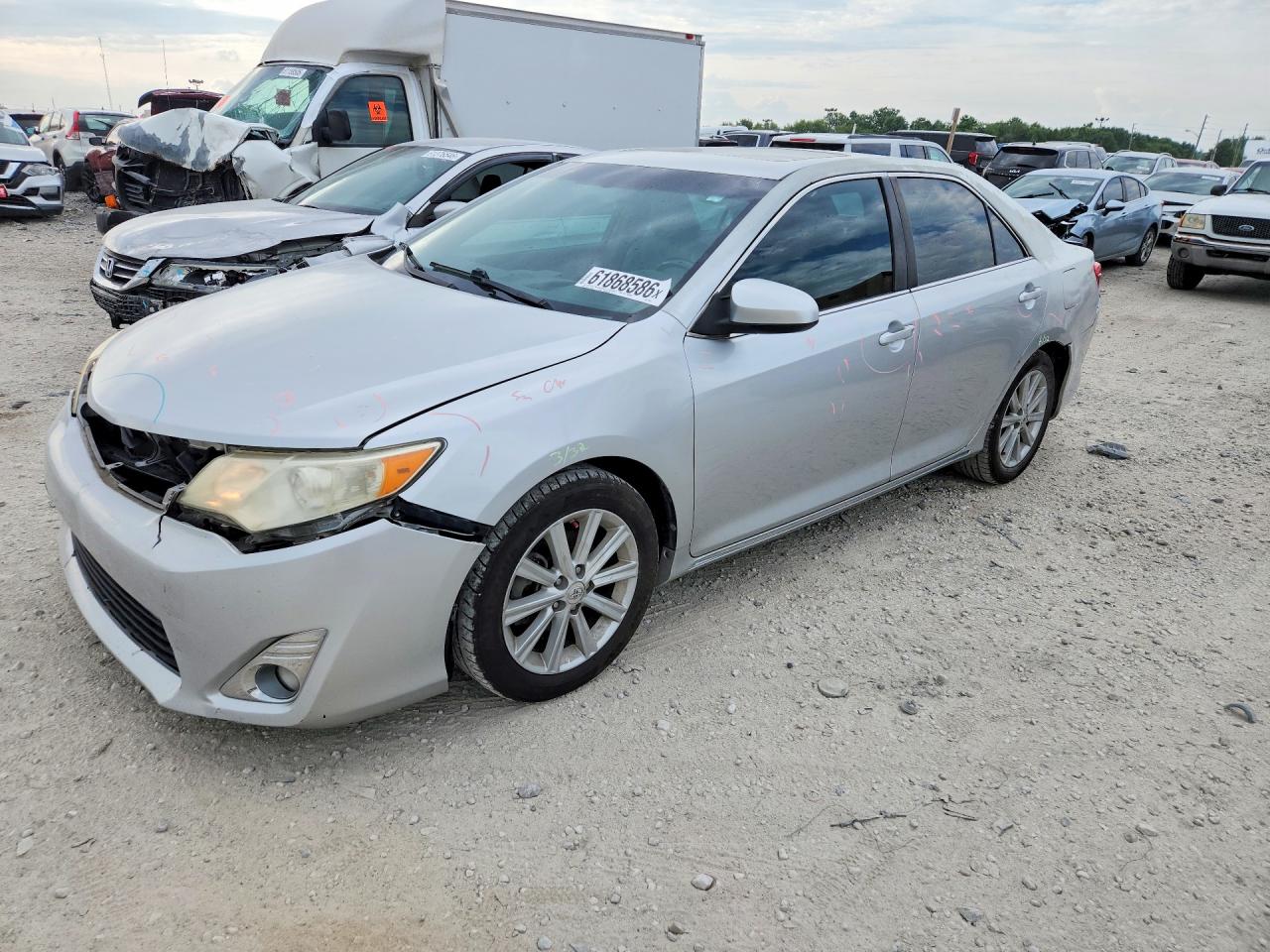 4T1BF1FK7CU074143 · 2012 TOYOTA CAMRY