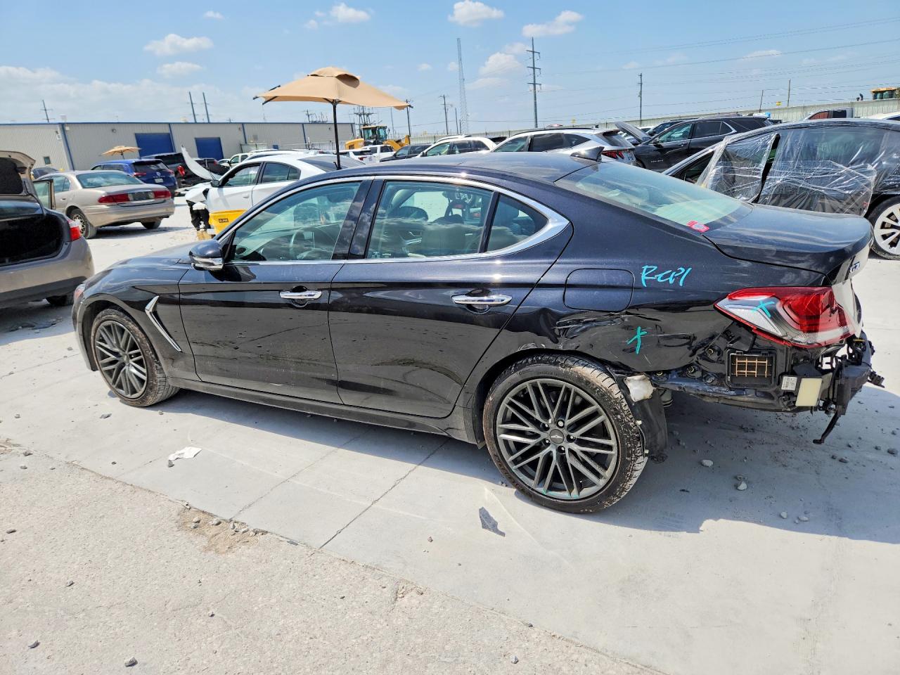KMTG44LA5KU035841 · 2019 GENESIS G70 · 2/13