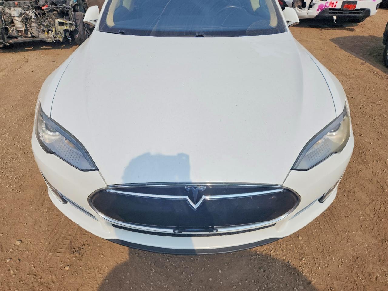 5YJSA1H16EFP51900 · 2014 TESLA MODEL S · 11/12