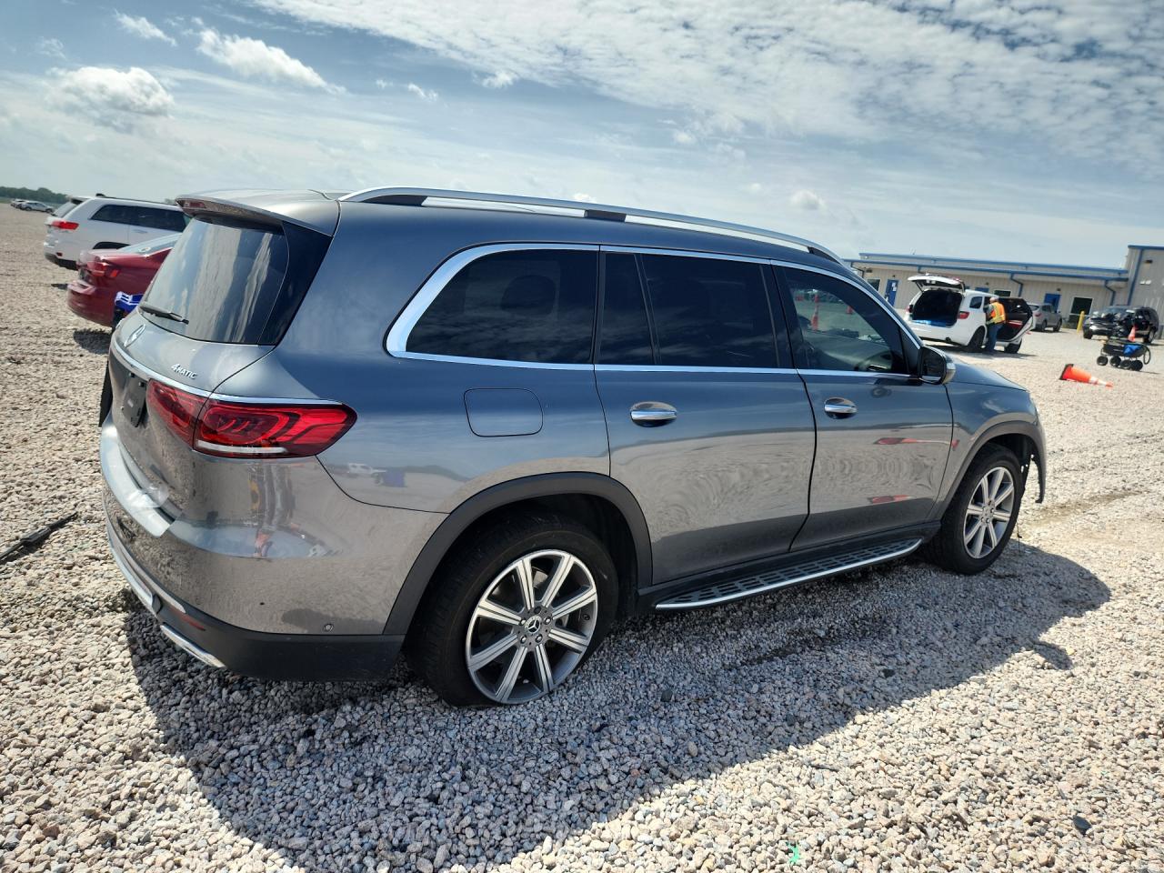 4JGFF5KEXLA147497 · 2020 MERCEDES-BENZ GLS · 3/13