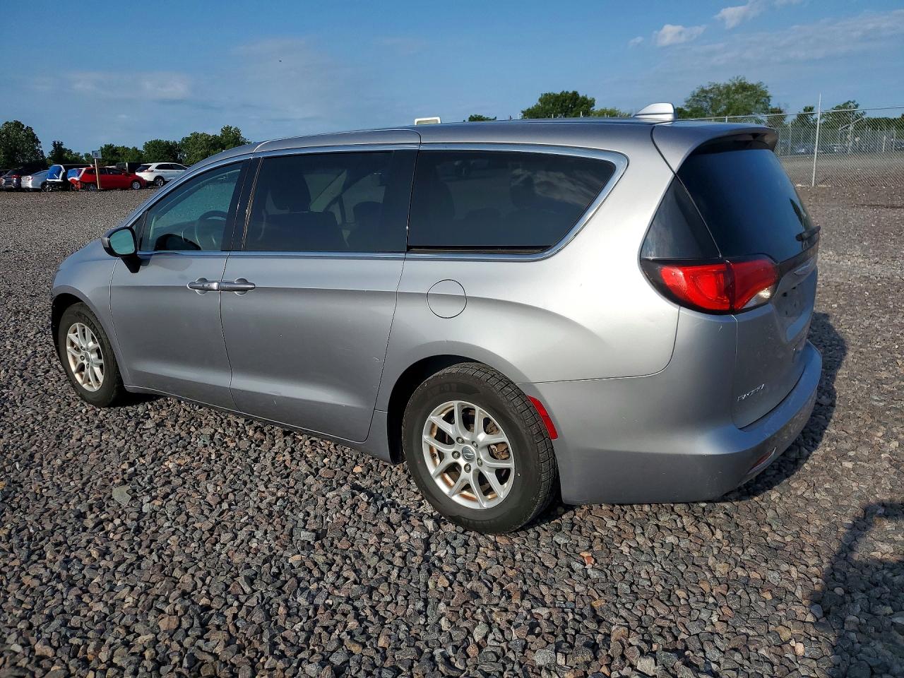 2C4RC1CG0HR565279 · 2017 CHRYSLER PACIFICA · 2/14