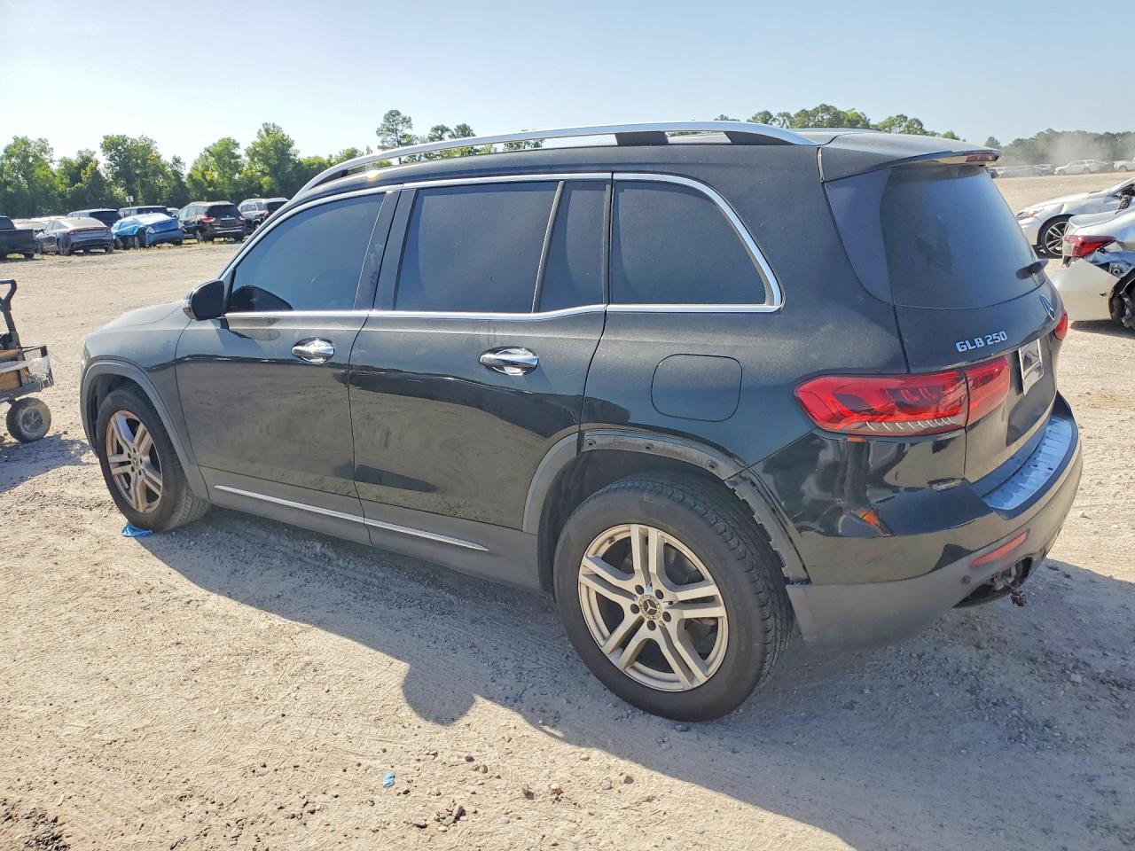 W1N4M4GB2LW033600 · 2020 MERCEDES-BENZ GLB · 2/14