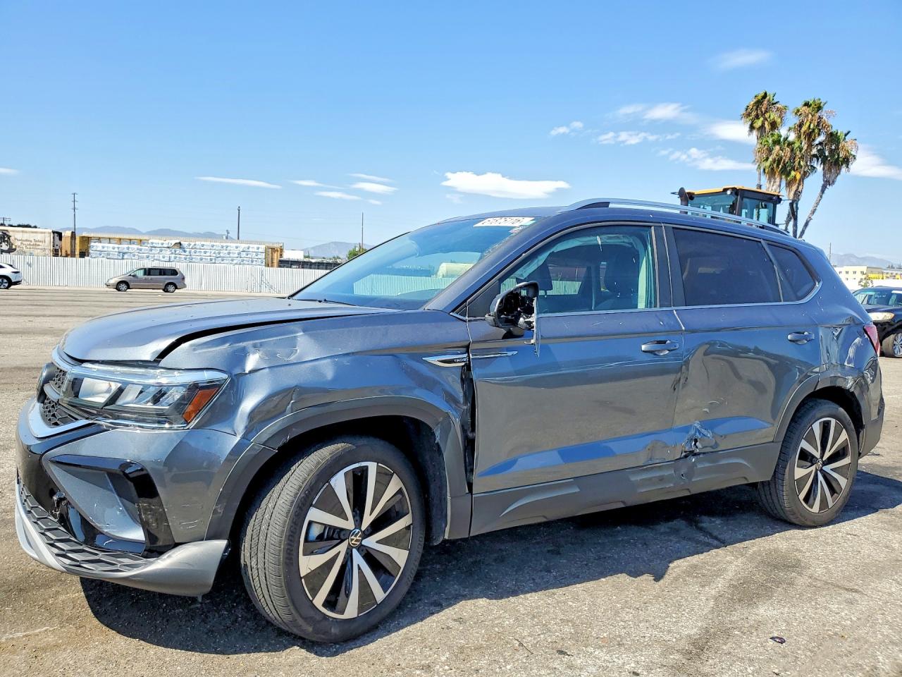 2023 VOLKSWAGEN TAOS