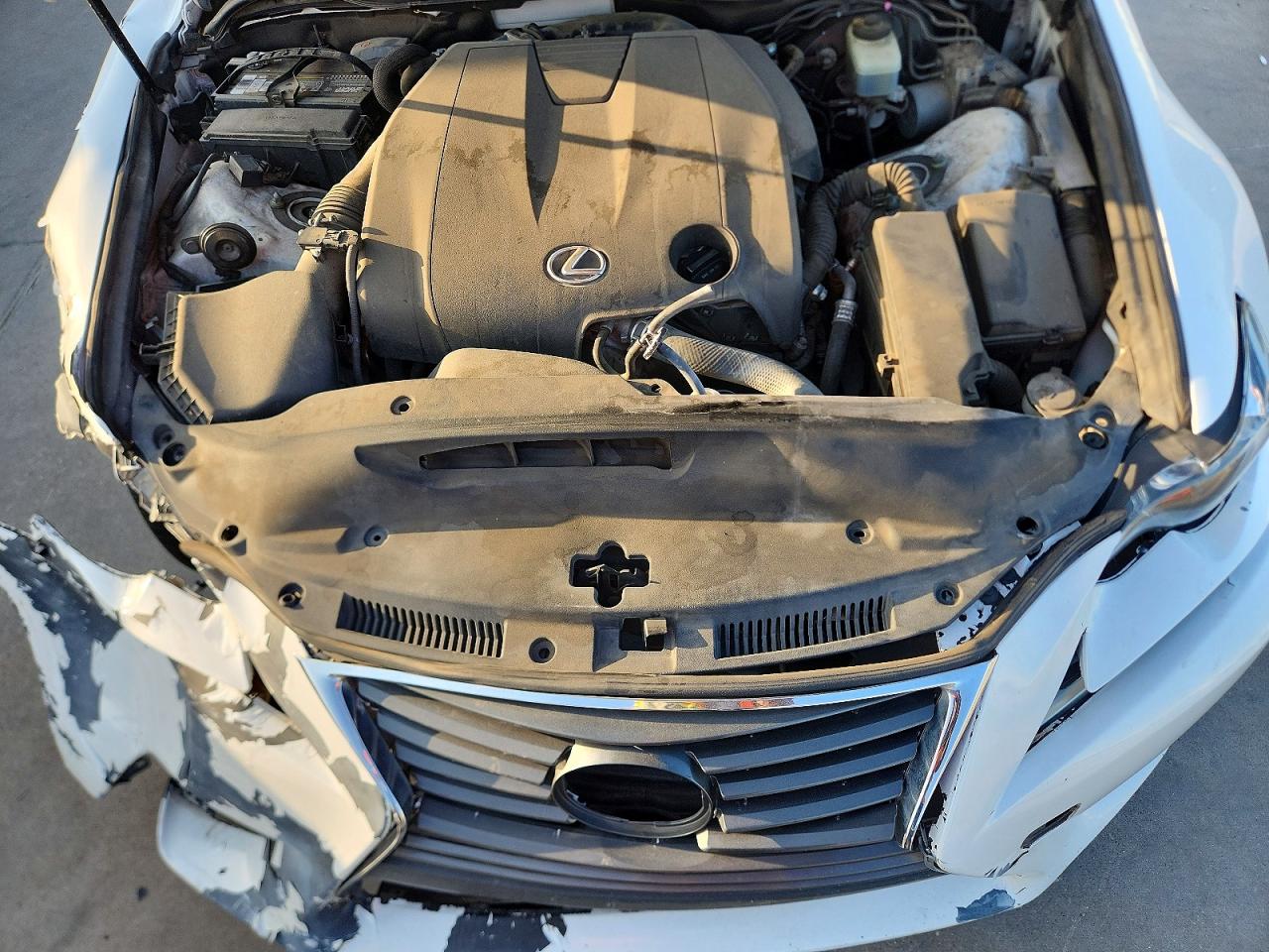 JTHBF1D21F5057018 · 2015 LEXUS IS · 11/12