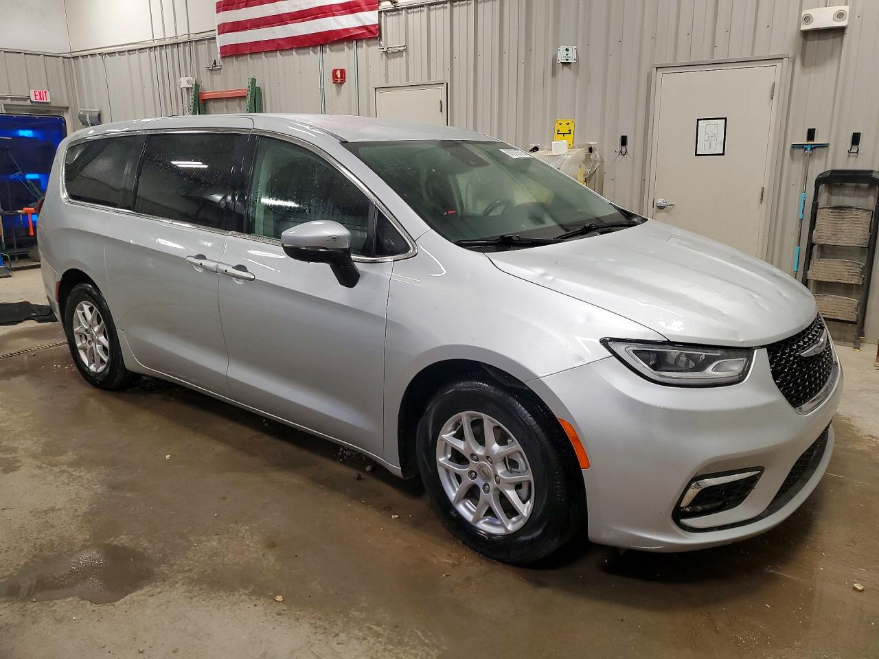2C4RC1BG6PR620348 · 2023 CHRYSLER PACIFICA · 4/13