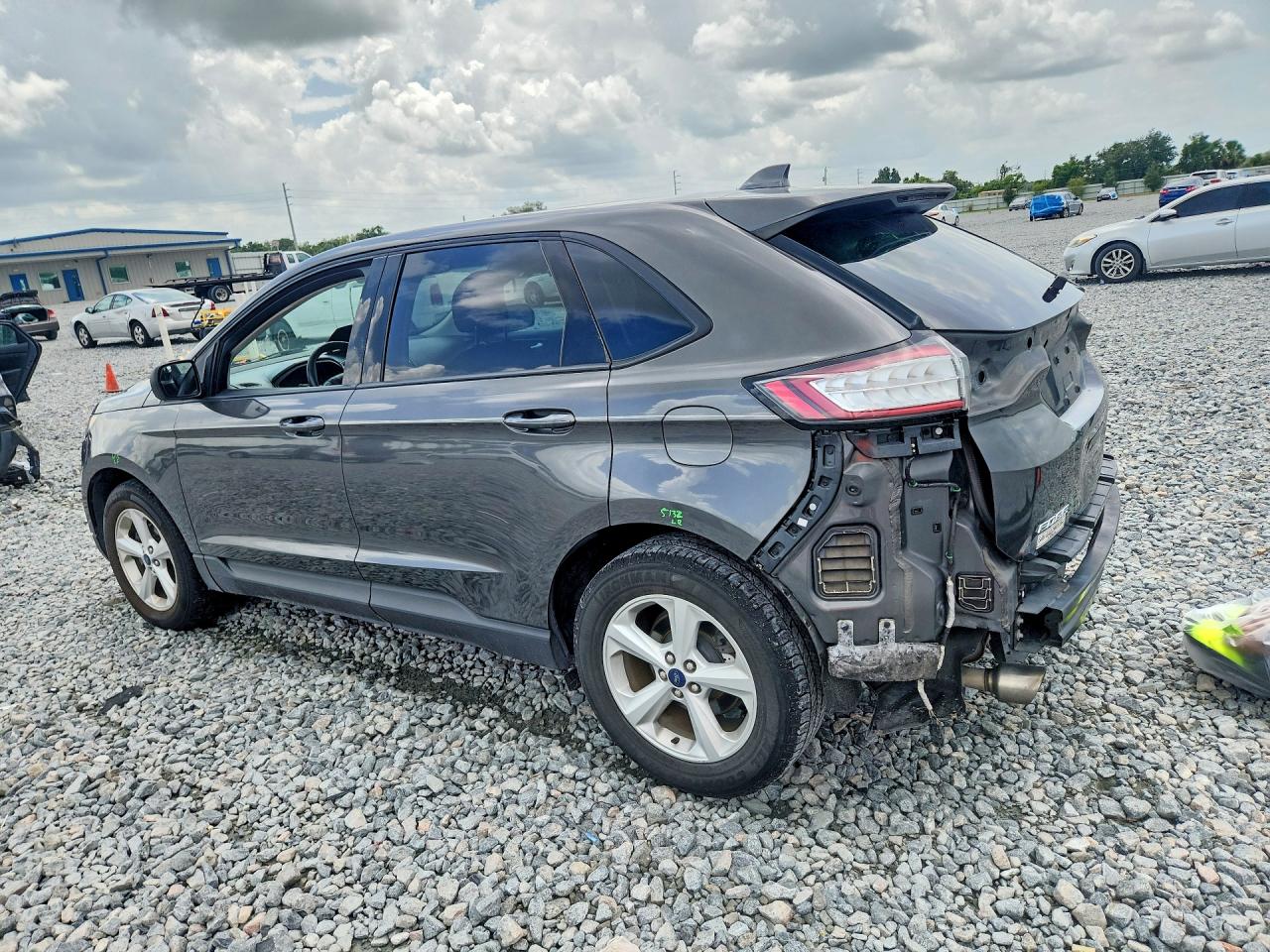 2FMTK3G99FBC19202 · 2015 FORD EDGE · 2/13