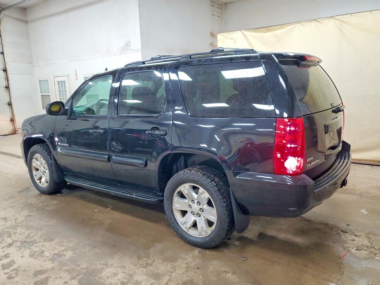 1GKFK33099J121929 · 2009 GMC YUKON · 2/13
