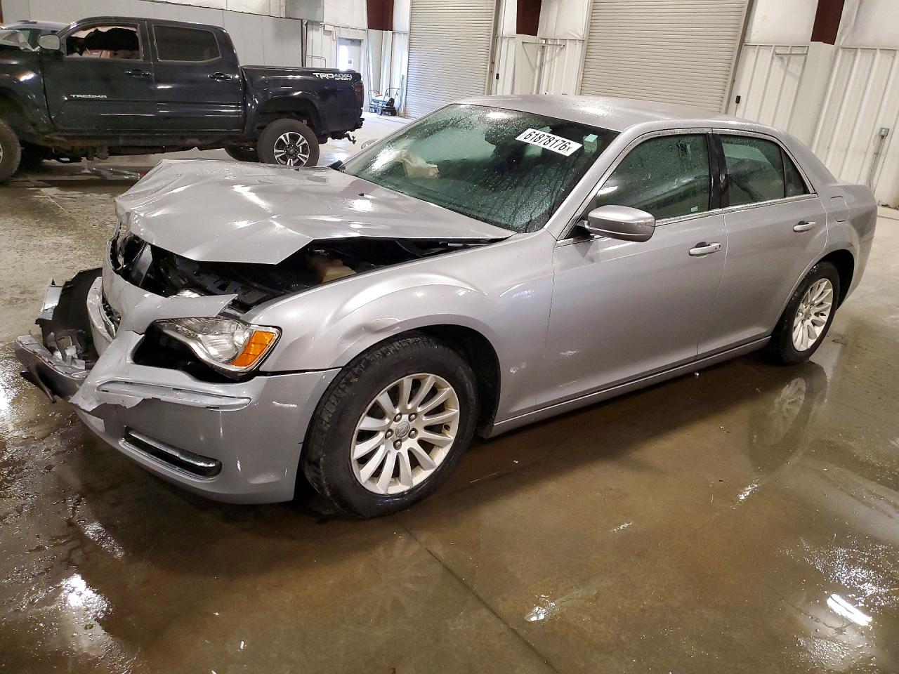 2C3CCAAG0EH121673 · 2014 CHRYSLER 300