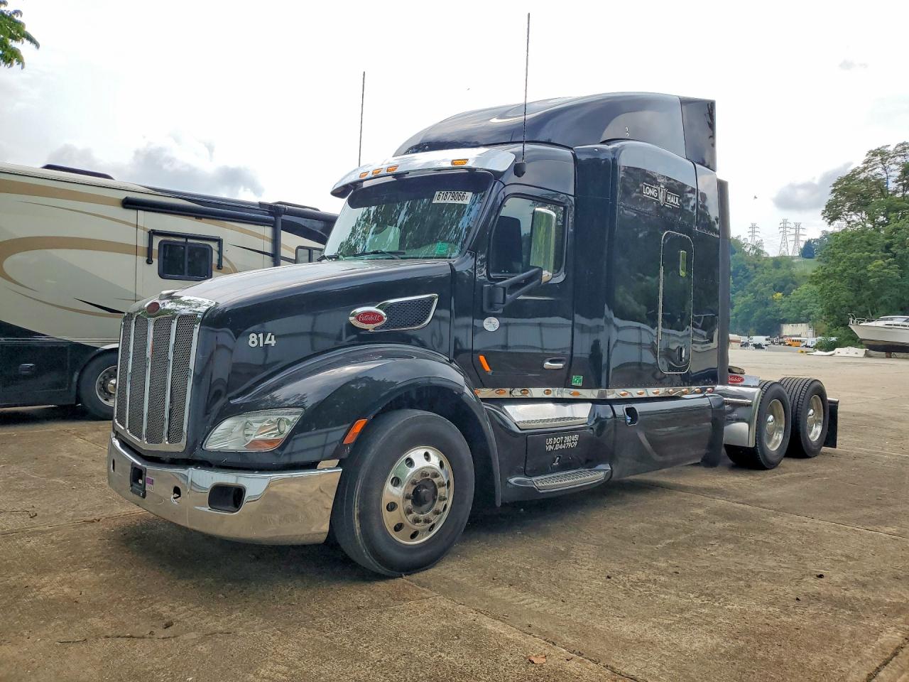 1XPBDP9X9JD447909 · 2018 PETERBILT 579
