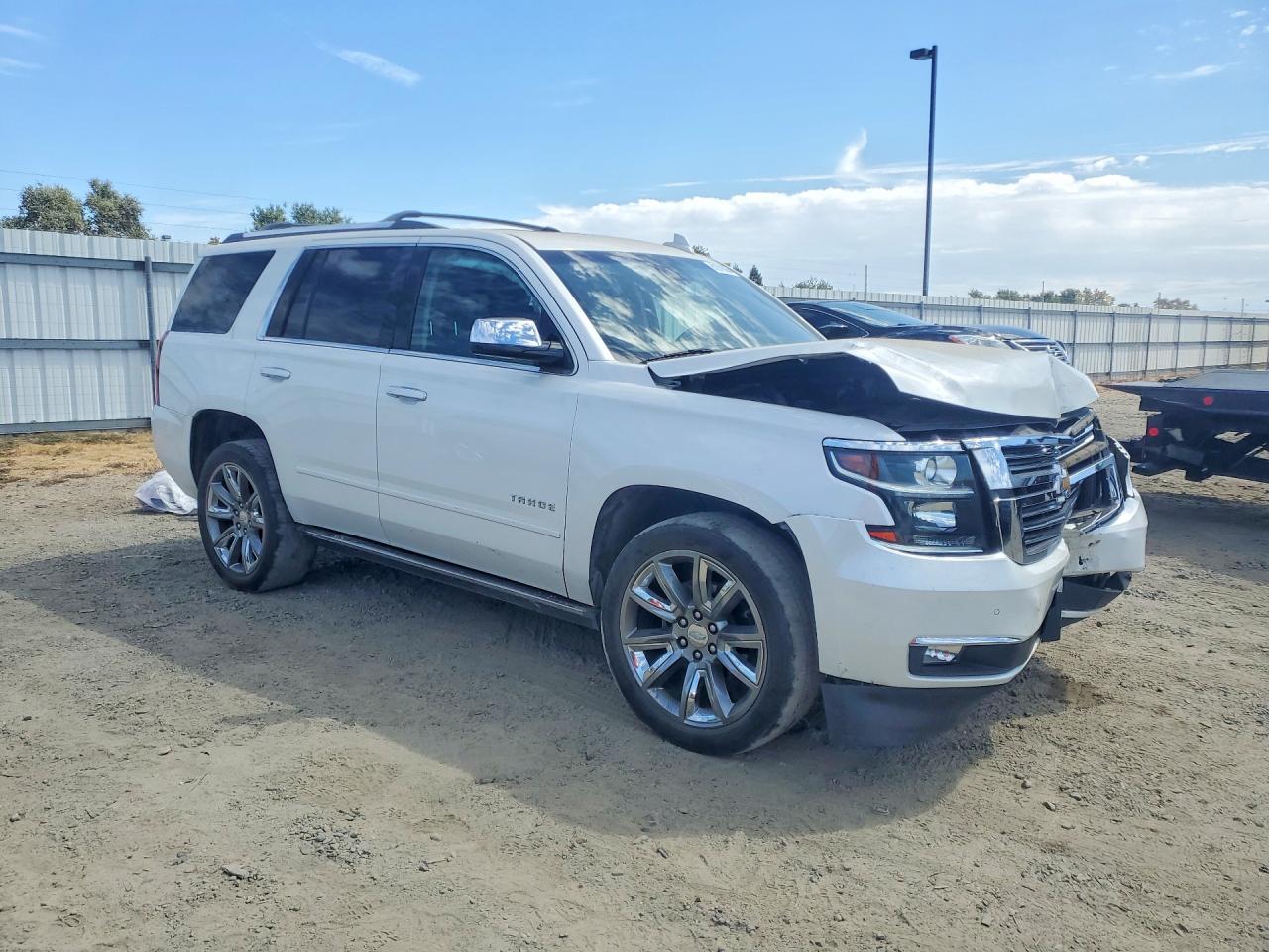 1GNSCCKC2HR233210 · 2017 CHEVROLET TAHOE · 4/13