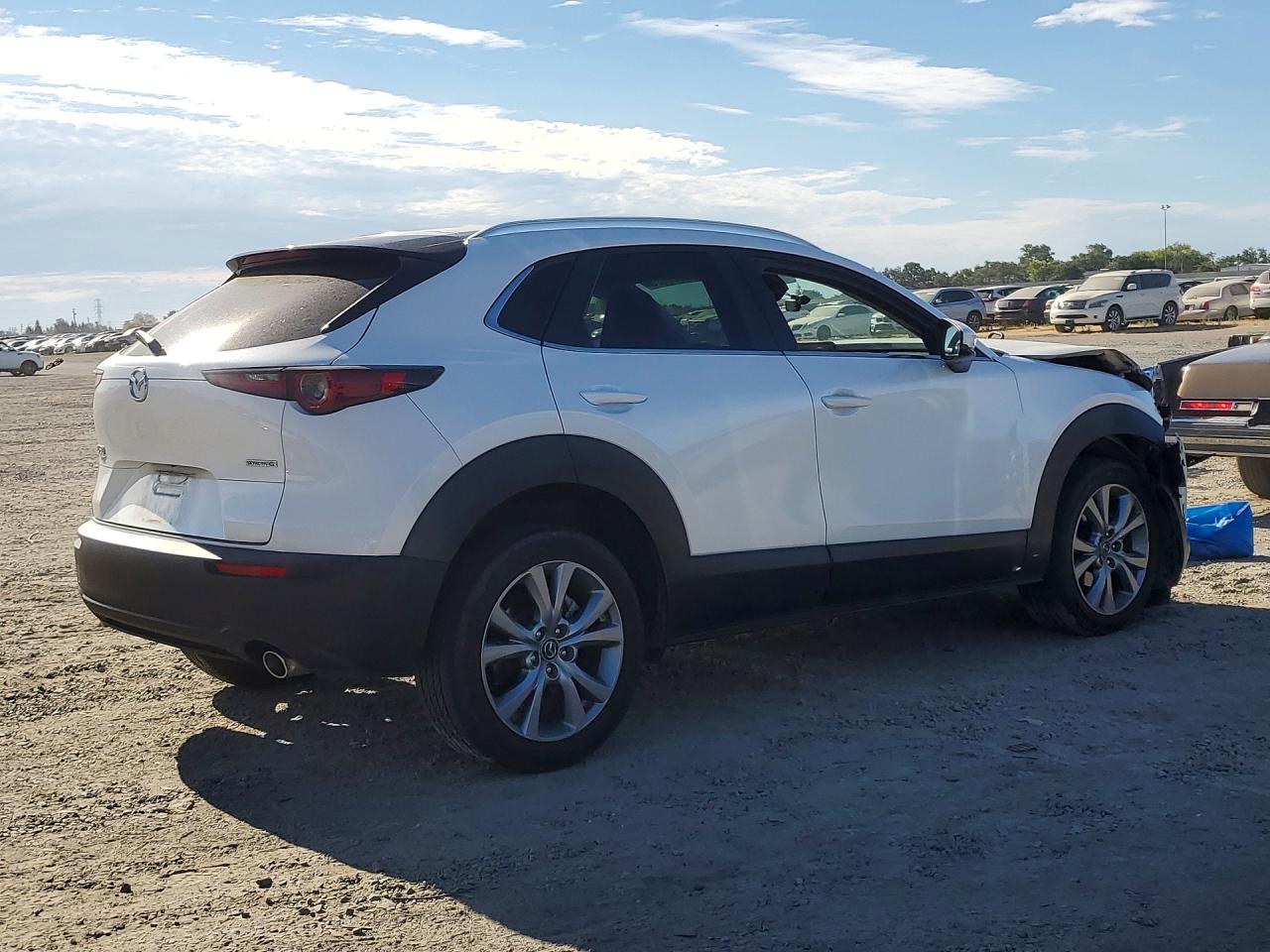 3MVDMBCL4NM435887 · 2022 MAZDA CX-30 · 3/13