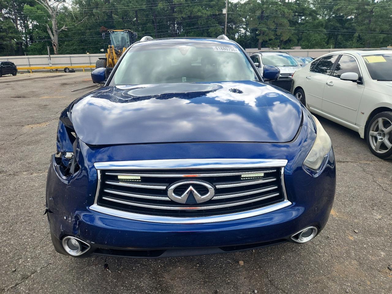 JN8CS1MW6FM482622 · 2015 INFINITI QX70 · 5/13