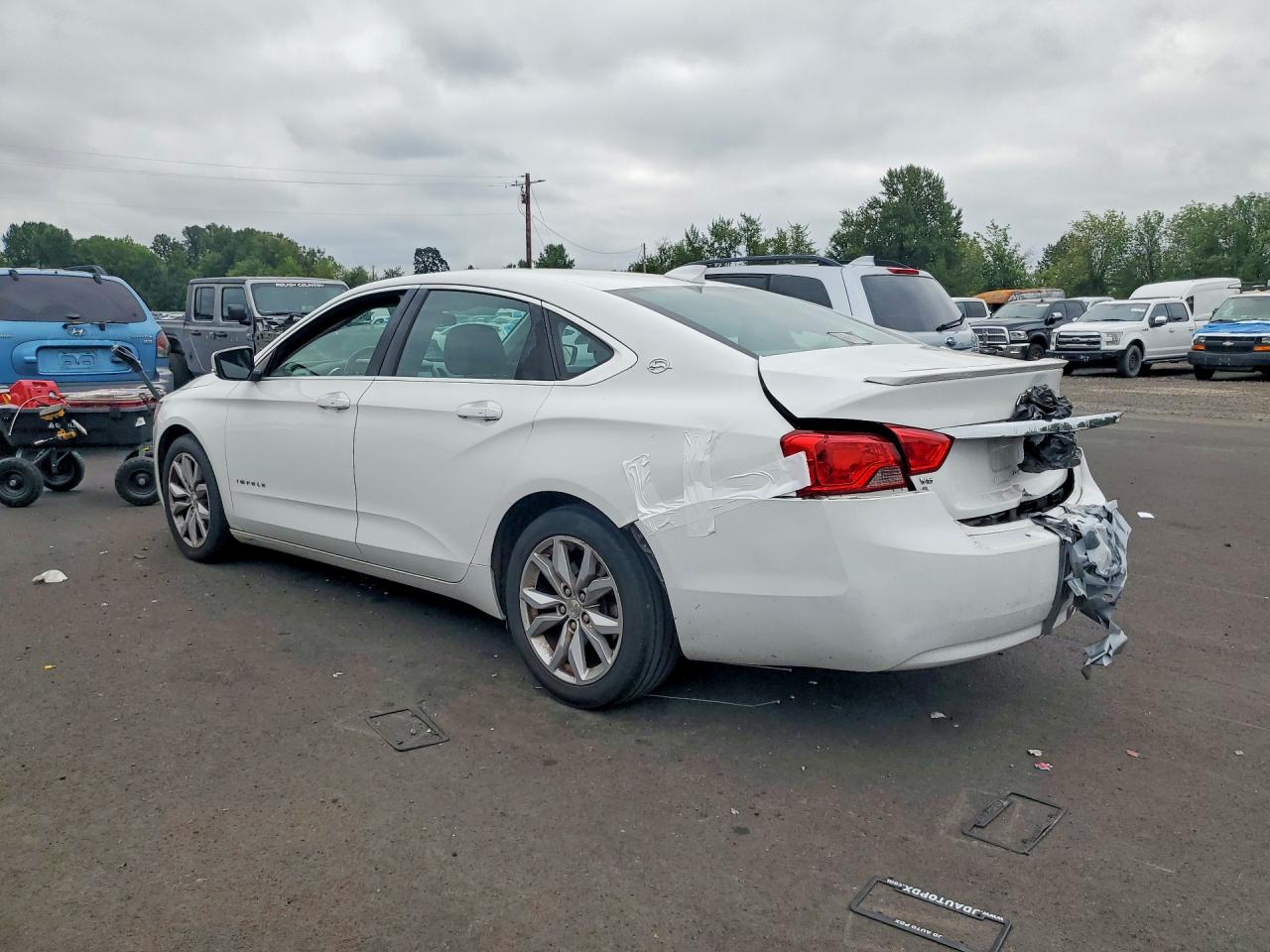 1G1105SA6JU130567 · 2018 CHEVROLET IMPALA · 2/12