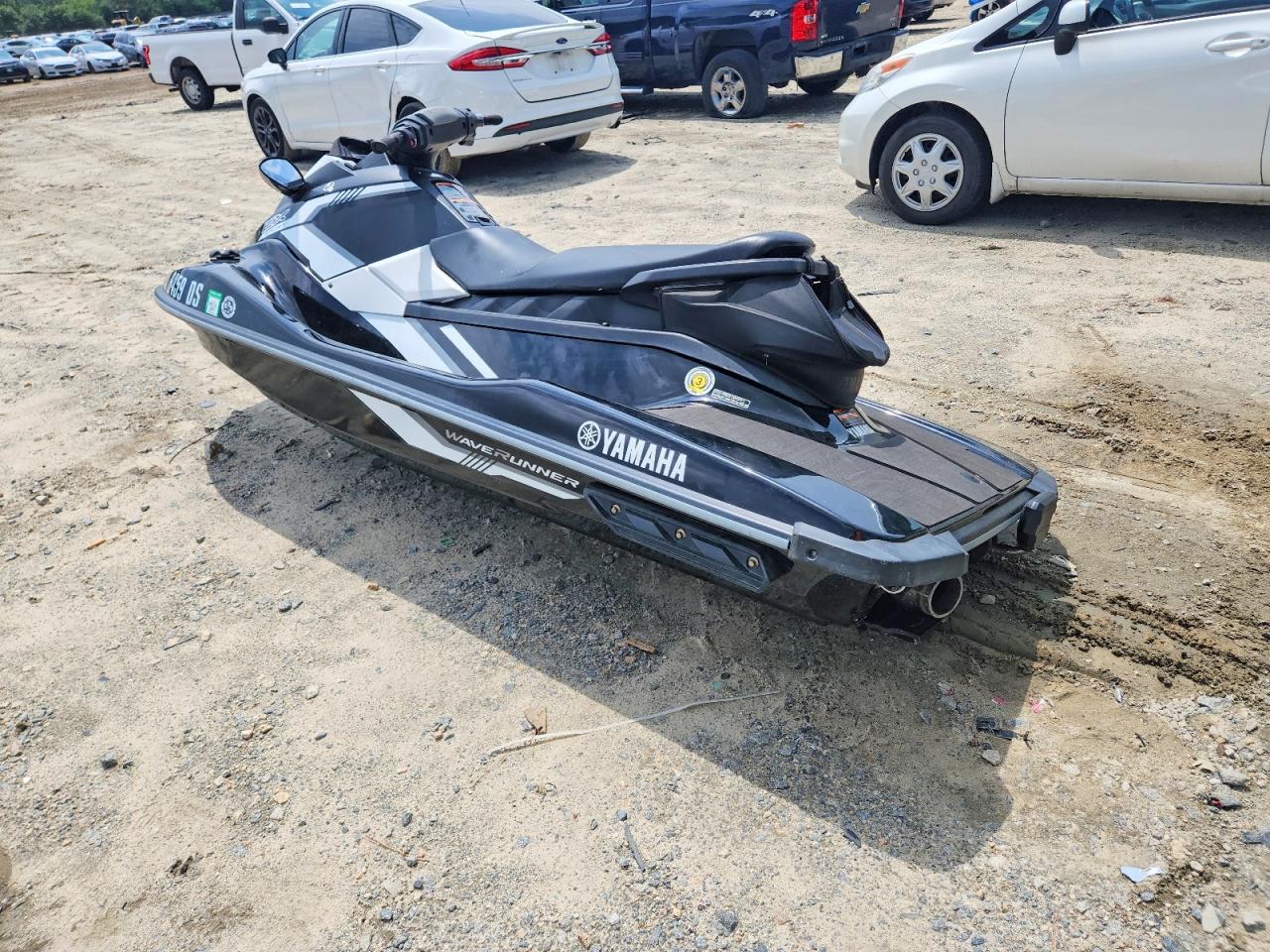 YAMA3308D717 · 2017 YAM JET SKI · 3/10