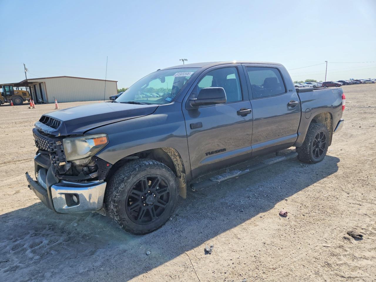 5TFDW5F16JX705360 · 2018 TOYOTA TUNDRA