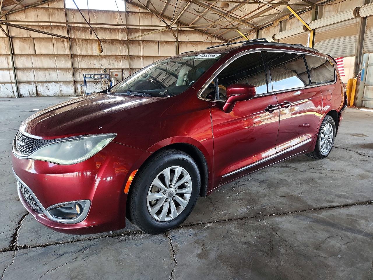 2C4RC1BG3HR809413 · 2017 CHRYSLER PACIFICA